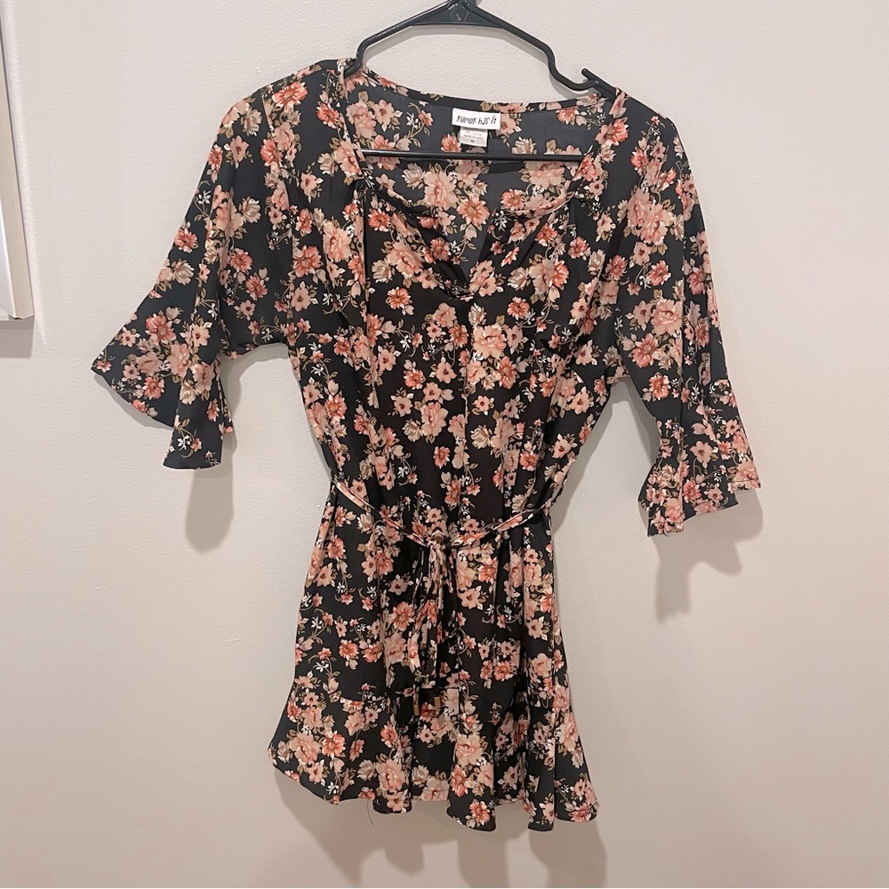 Rumor Has It Bell Sleeve Floral Tunic Blouse